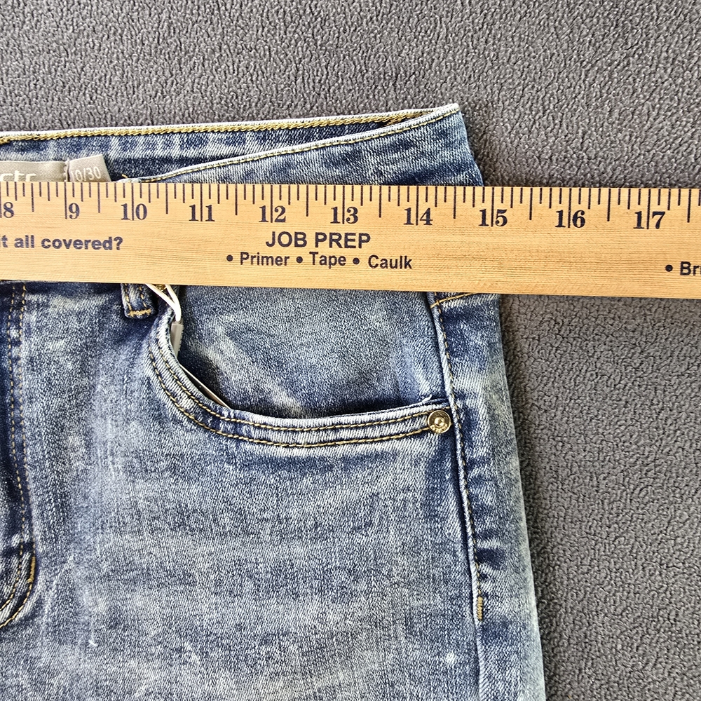 Tractr Faded Blue Ankle Jeans - Picture 3 of 14